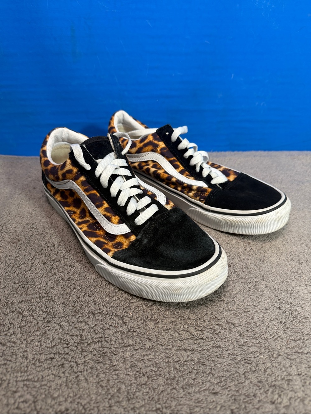 Vans - Picture 2 of 5
